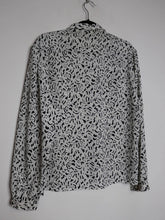 Load image into Gallery viewer, White + Black Patterned Blouse - L
