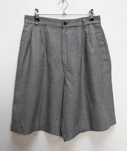 Load image into Gallery viewer, Houndstooth Shorts - M
