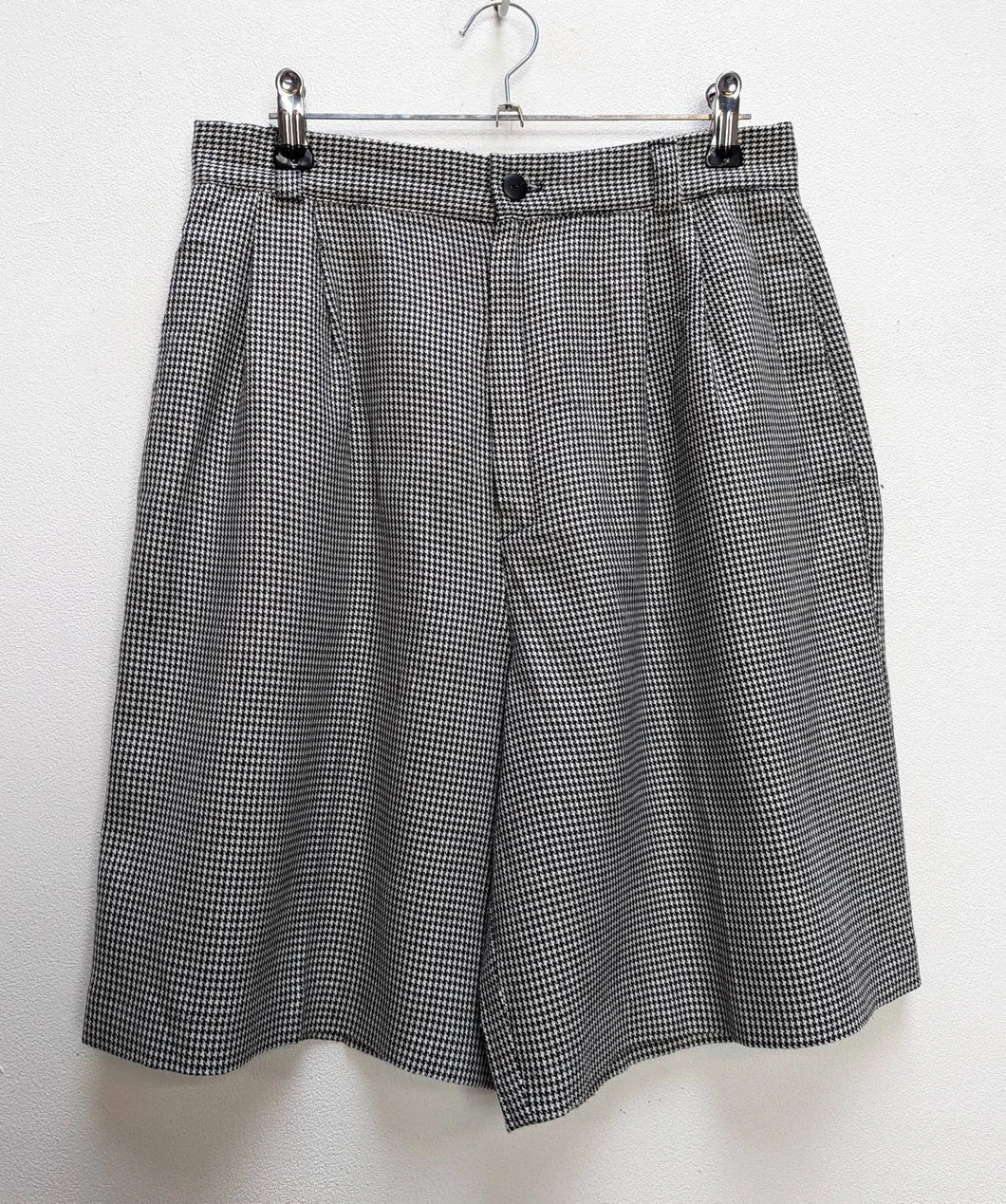 Houndstooth Shorts - M