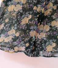 Load image into Gallery viewer, Sheer Green Floral Blouse - L
