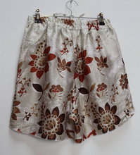 Load image into Gallery viewer, Brown Floral + Leaf Pattern Shorts - S
