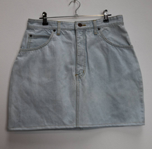 Load image into Gallery viewer, Light Blue Denim Mini-Skirt - M
