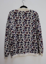 Load image into Gallery viewer, Floral Pattern Sweatshirt - XL
