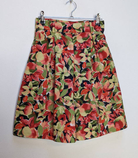 Laura Ashley Floral Shorts - XS