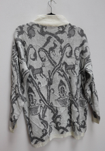 Load image into Gallery viewer, Grey + White Patterned Jumper - M
