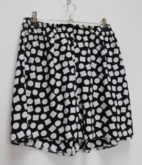 Black + White Patterned Shorts - S